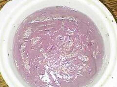 綺麗な色です　紫芋豆乳クリーム♪